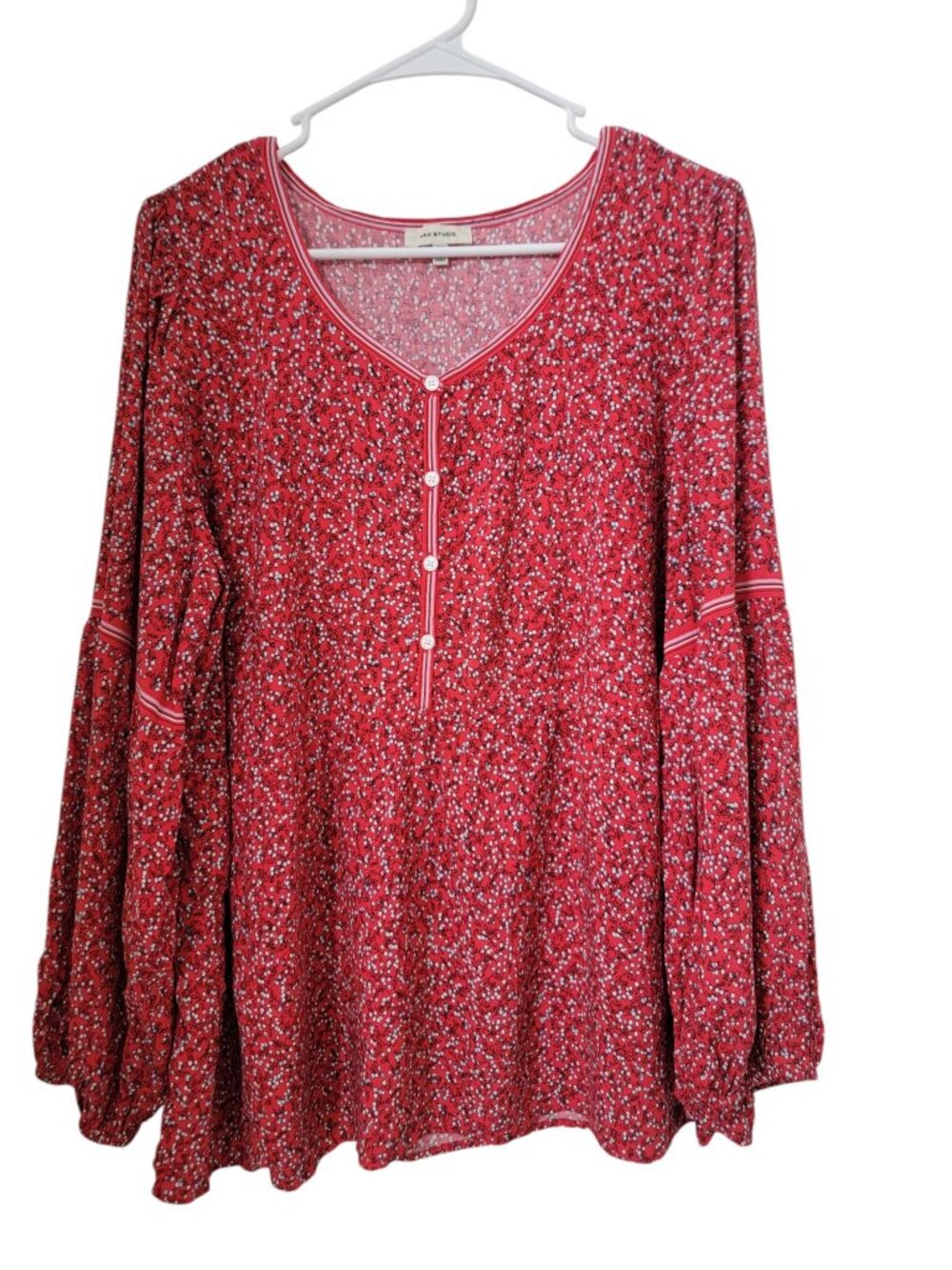 Max Studio Size 2X Red Floral Peasant Blouse
